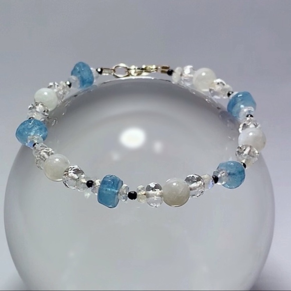 Hand Made Gemstone Bracelet - Picture 3 of 6